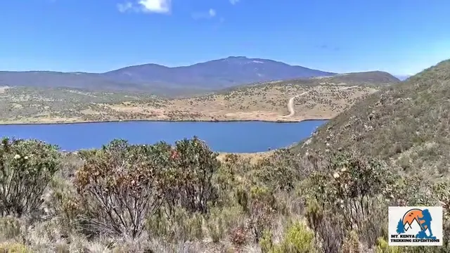 Mount Kenya: Alpine Lakes and Open Trails